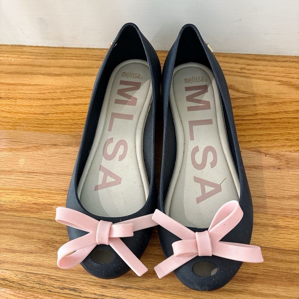 Melissa Black Jelly Flats with Pink Bows